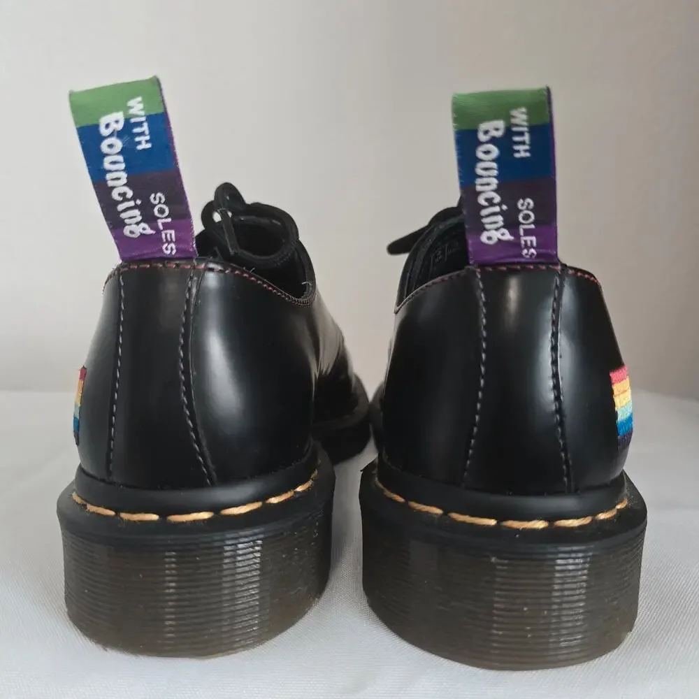 *NEW Dr. Martens 1461 For Pride Smooth Leather Oxford Shoes Womens US 6 Rainbow